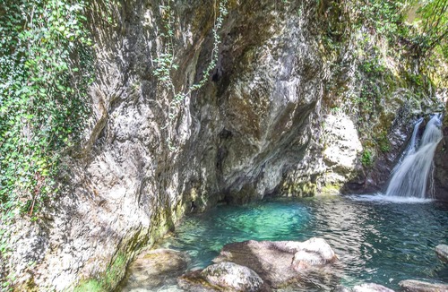 Massarosa Apartment | Cosy cottage with secluded garden.