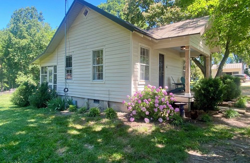 Sparta Cottage | Cottage on Historic Property w/Working Farm - Beautiful Pool & Fire Pit