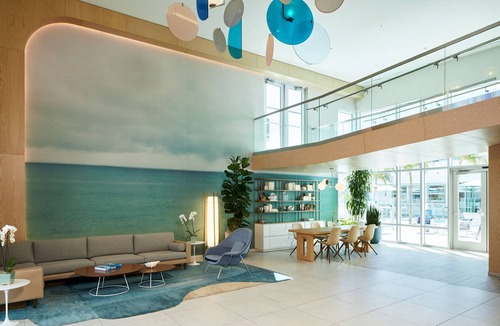 Oak Park Hotel | Courtyard by Marriott Santa Barbara Downtown
