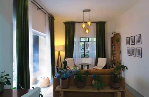 San Miguel Chapultepec Bed & Breakfast | CoWorking Bnb in Heart of Condesa