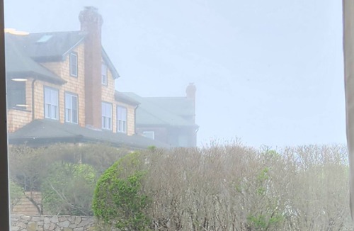 Narragansett Condo | Cozy 1-bedroom condo in the heart of charming Narragansett with WiFi