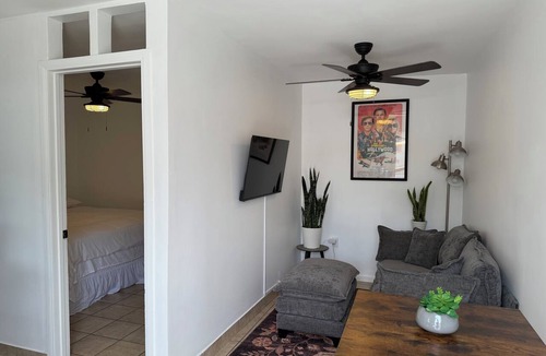 Inglewood Apartment | Cozy 1-bedroom studio in charming Inglewood with AC