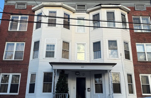 The Hill Apartment | Cozy 2-bedroom apartment in charming New Haven near Downtown and Yale Hospital