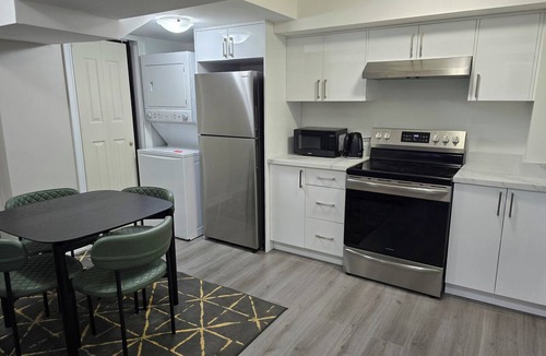 Bowmanville Apartment | Cozy 2-Bedroom Basement Apartment