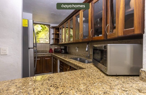Isla Iguana House | Cozy 3BR House - Front of Marina- Pool