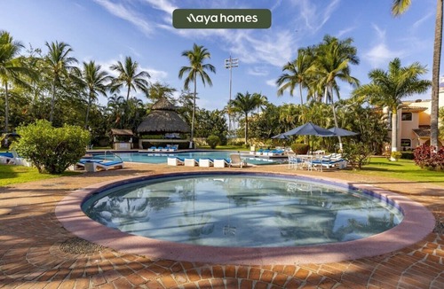 Isla Iguana House | Cozy 3BR House - Front of Marina- Pool
