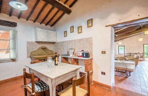 Radicondoli Apartment | Cozy apartment in Radicondoli SI