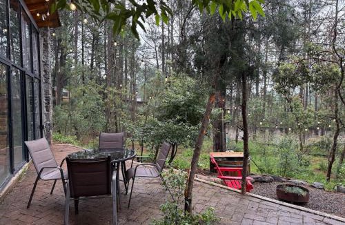Huasca De Ocampo Apartment | Cozy cabin in the woods with a wooden tub
