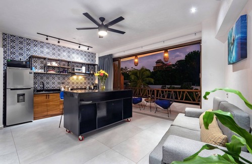Sayulita Apartment | Cozy Condo 3 blocks from beach w/ROOFTOP POol