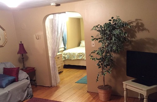 Georgetown Cottage | Cozy Cottage Just Off Main Street(southern Indiana)