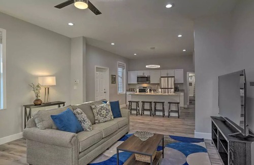 Covington House | Cozy Covington Home