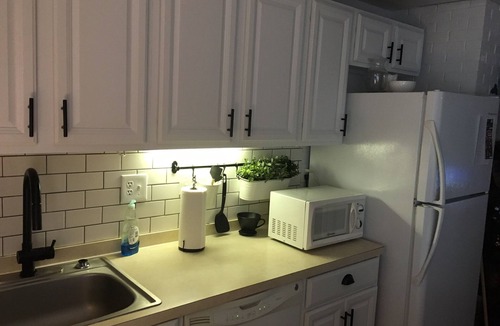 Fredericksburg House | Cozy Designer two bedroom no shared space apartment Smoke free, close to stores.