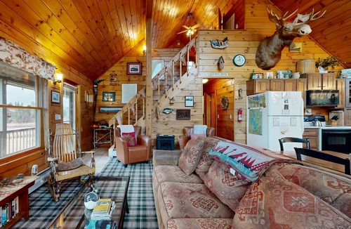 Greenville House | Cozy, dog-friendly waterfront cabin with large yard, porch, dock, & lake views
