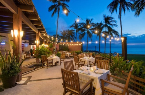 Marina Vallarta Hotel | Cozy & Elegant Studio in Puerto Vallarta with Pool & Gym