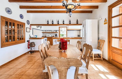 Binissalem House | Cozy home in Binissalem with private swimming pool, can be inside or outside