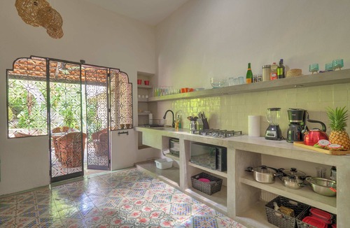 Centro House | Cozy house & secret garden with pool in Centro