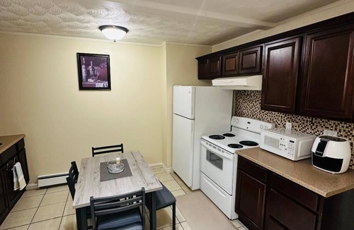 Moncton Apartment | Cozy Private Apartment with 2 Queen Size Beds