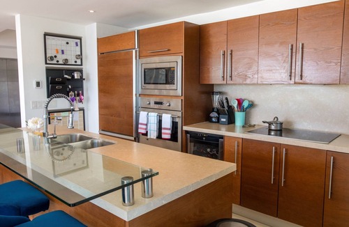 North Hotel Zone Condo | Cozy, Private Beachfront Condo
