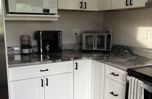 New River House | Cozy, riverfront house - 15 minutes from Virginia Tech