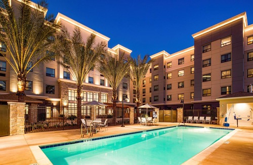Irvine Business Complex Apartment | Cozy Studio Suite w/Views | Pool & Free Breakfast