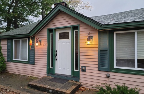 Poland Cottage | Cozy Waterfront Cottage!