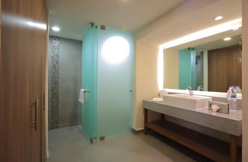 North Hotel Zone Resort | Crown Paradise Club Puerto Vallarta All Inclusive