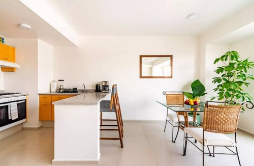 Cuauhtemoc Apartment | D402- 2BR/2BTH - One Bedroom Apartment, Sleeps 4