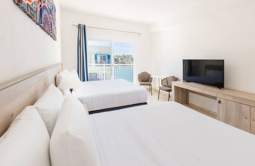 Rincon de Guayabitos Hotel | Decameron La Marina Guayabitos, Ramada All Inclusive Resort