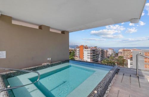 Emiliano Zapata House | Dedicated workspace, Pool, Gym | Romantic Zone 2BR