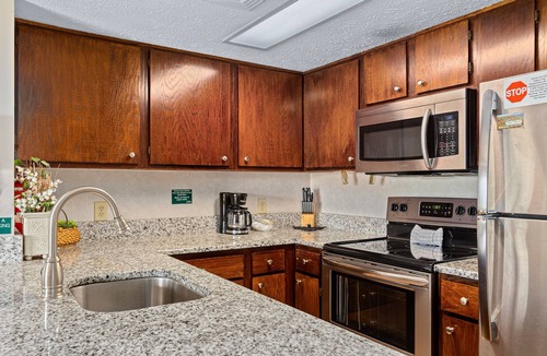 Gatlinburg - Pigeon Forge Condo | Deer Ridge E108 | Balcony, Resort Pools, Tennis + Picnic Area