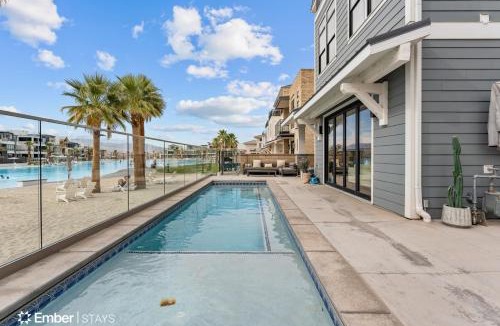 St. George House | Deja Blue at Desert Color by Ember Stays