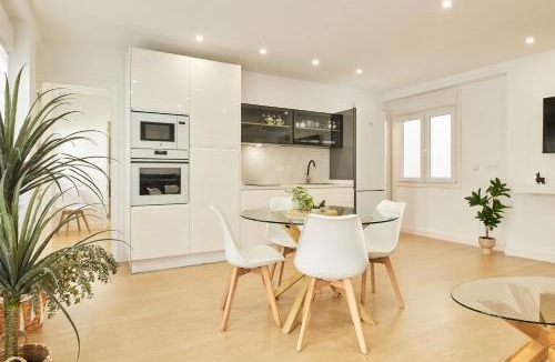 San Miguel-Capuchinos Apartment | Del Valle Hogar Centro