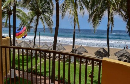 Ixtapa Villa | Deluxe Beach Front Villa “Tesoro D”