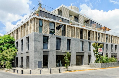 Downtown Guadalajara Apartment | Deluxe Double Apartment with Patio - 103