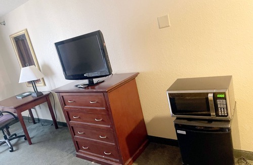 Eagan Hotel | Deluxe Queen Room with Two Queen Beds - Non-Smoking