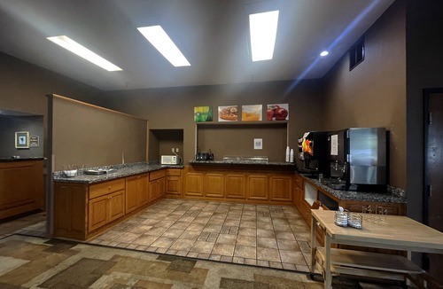 Eagan Hotel | Deluxe Queen Room with Two Queen Beds - Non-Smoking