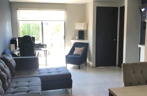 La Joya House | Departamento Amplio y Limpio