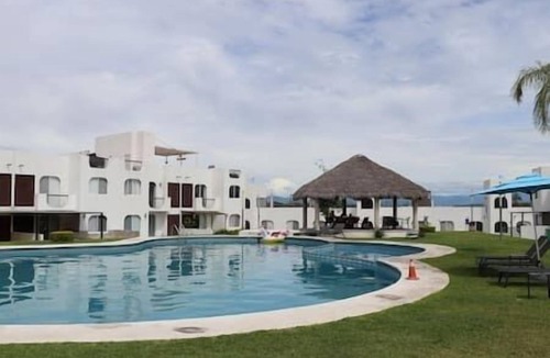 Tequesquitengo Apartment | Depto con Alberca y Vista al Lago en Teques