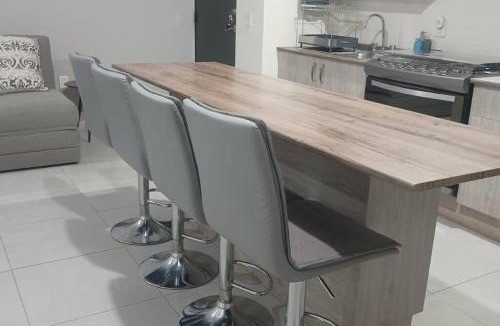 San Pedro Tlaquepaque Apartment | Depto Planta Baja con Patio