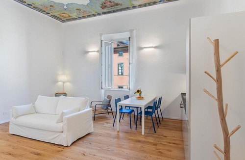 Venezia Nuova Apartment | Dimora degli affreschi - ToscanaOneHH