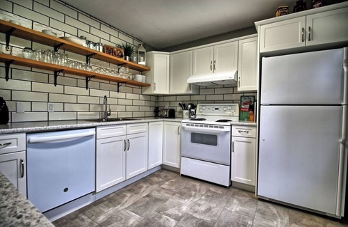 Grand Beach Cabin | Discover Your Perfect Retreat at Evergreen Escape Cabin Rental!