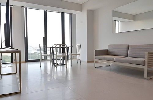 Americana House | Distrito Chapultepec 10E by Del Mar