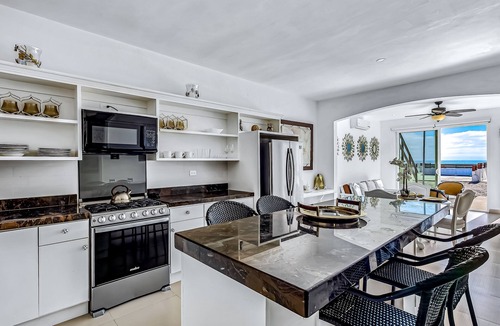 La Paloma House | Dog-friendly ocean-view retreat with pool access plus rooftop deck, AC