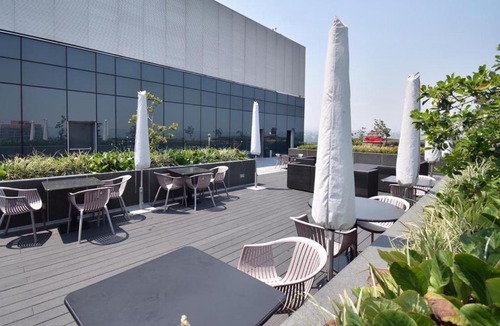 Del Valle Apartment | Domain Tower 12