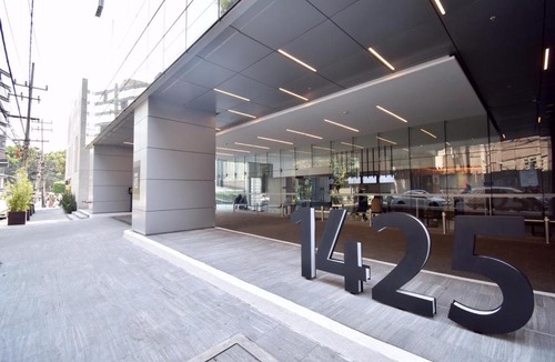 Del Valle Apartment | Domain Tower 12