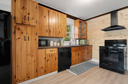 Sullivan House | Down East Maine Beach Front Escape Near Bar Harbor