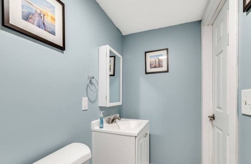 Augusta Apartment | Downtown 1 BD | Sleeps 4 | Sleeper Sofa | Parking
