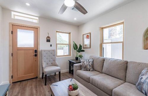 Downtown Tucson House | Downtown Bungalow -duplex - Ev Charger