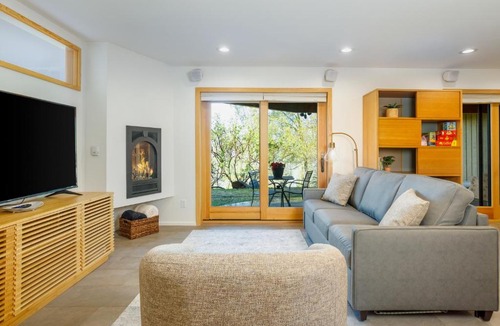 Downtown Anchorage House | Downtown Contemporary Coastal Oasis