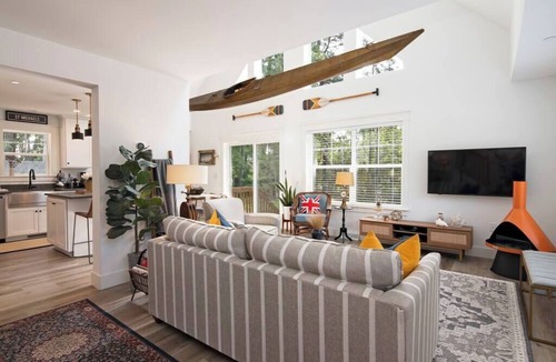 St. Michaels House | Downtown Retreat with Bikes, Fire Pit & Kayaks